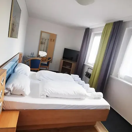 Granitz Otel 3*
